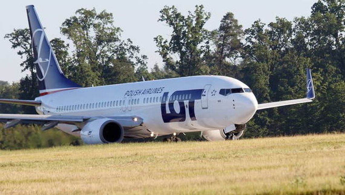 Lotnisko. Czarterów nie będzie, Londyn codziennie