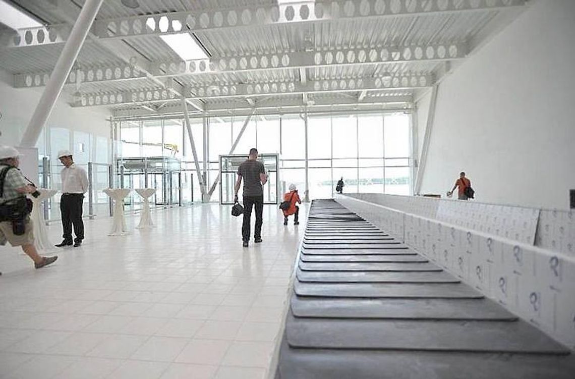 Lotnisko Lublin. Przyjmują do pracy, kończą terminal