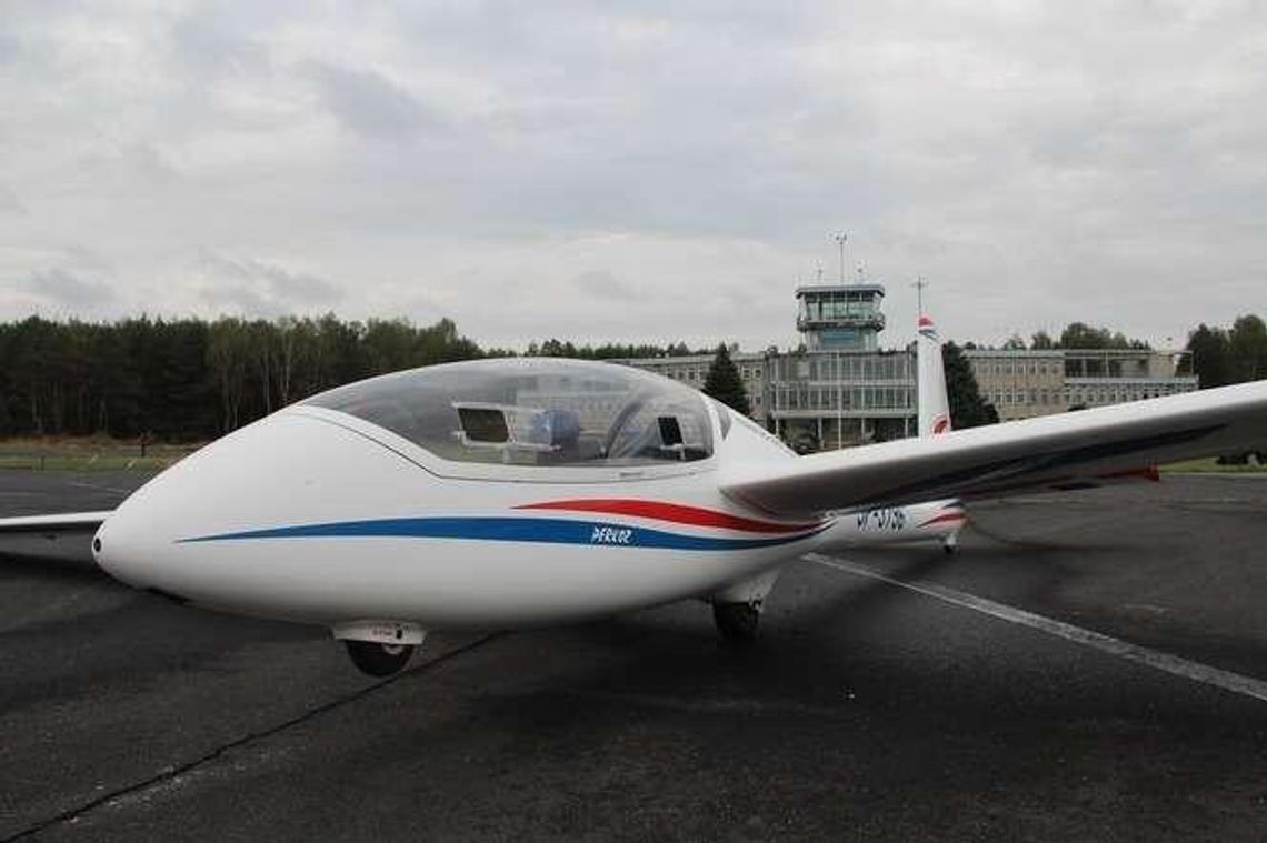 Lotnisko w Białej wraca do życia. Zapisy na szkolenia szybowcowe już trwają