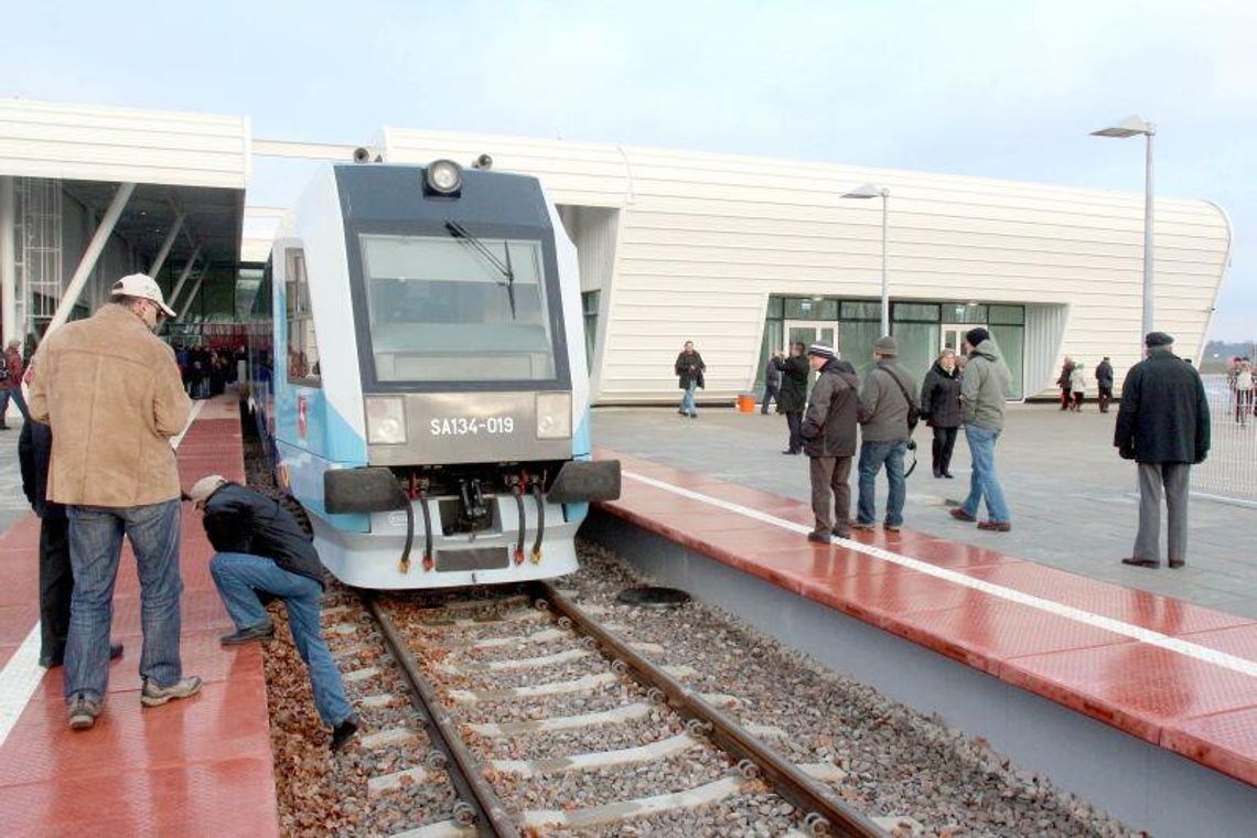Lotnisko w Świdniku blisko, a z dojazdem problem Lotnisko w Świdniku blisko, a z dojazdem problem