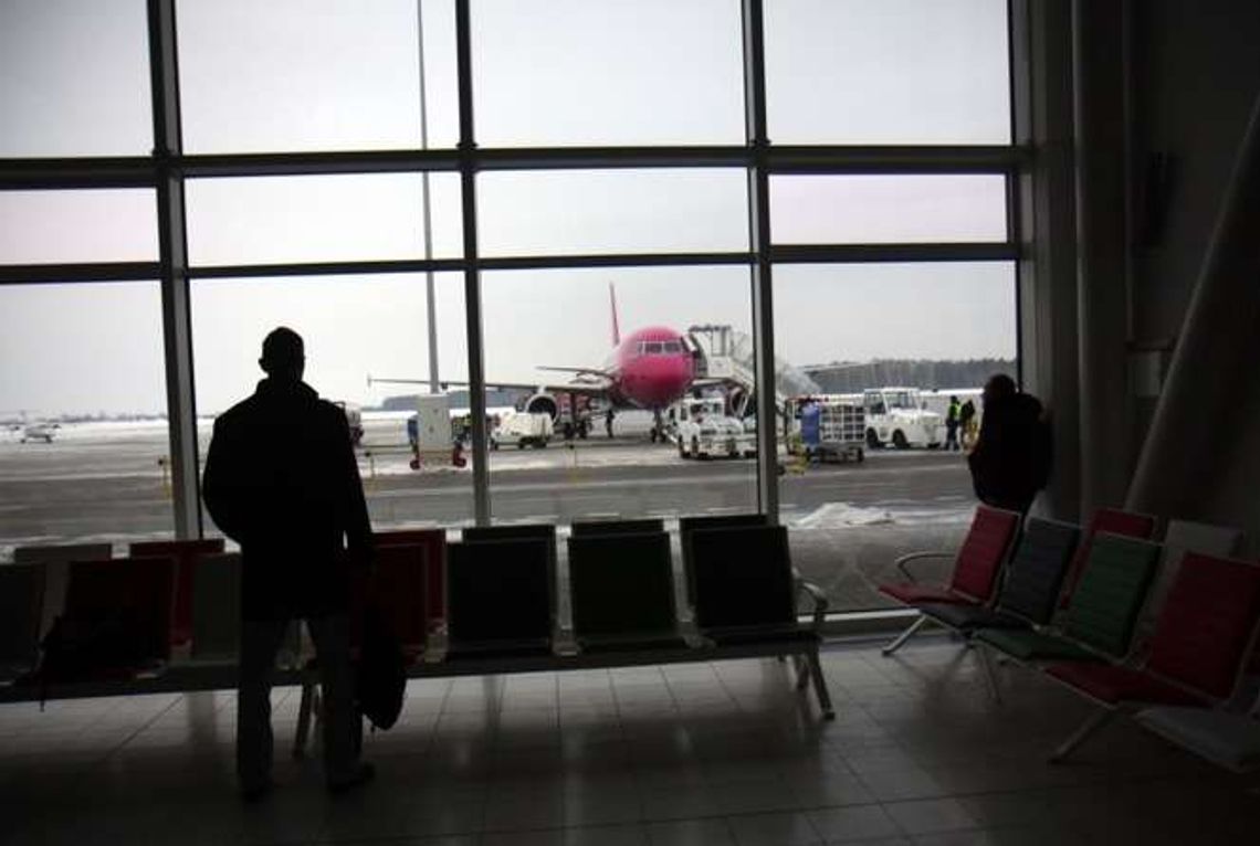 Lotnisko w Świdniku: Laserem oślepiał pilota podczas lądowania