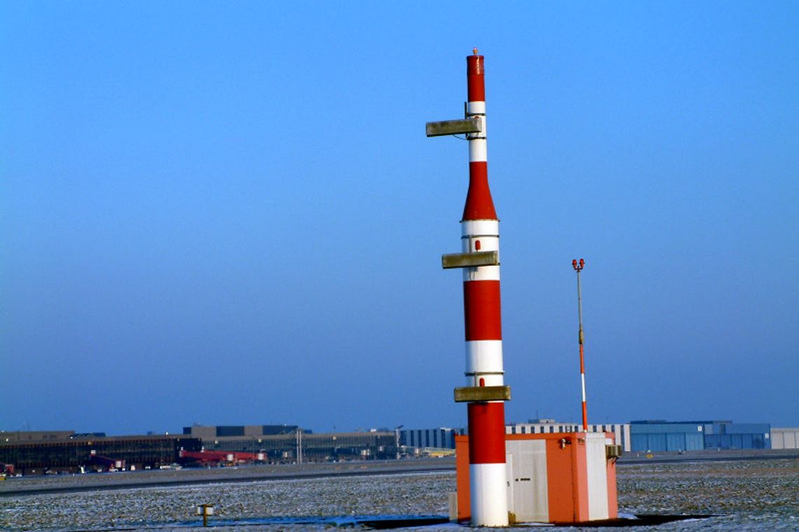 Lotnisko w Świdniku: PAŻP ogłosiła przetarg na system ILS