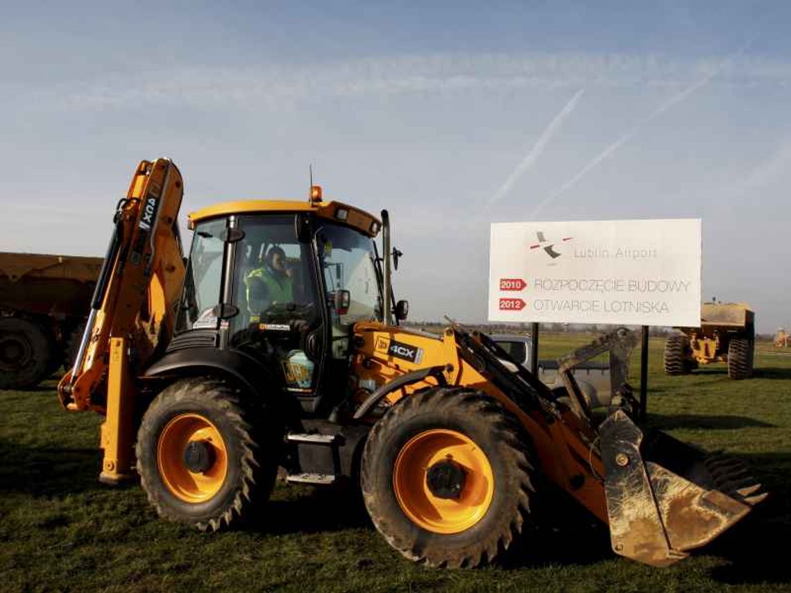 Lotnisko w Świdniku: Wiosną na dobre ruszy budowa Lotnisko w Świdniku: Wiosną na dobre ruszy budowa