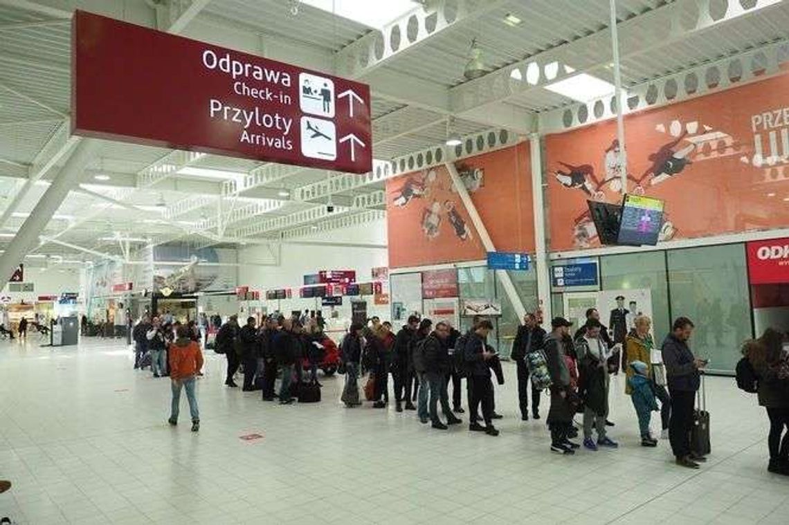 Lotnisko zatrudnia tylko 1 osobę niepełnosprawną przez "bezduszne przepisy". Ale to się zmieni