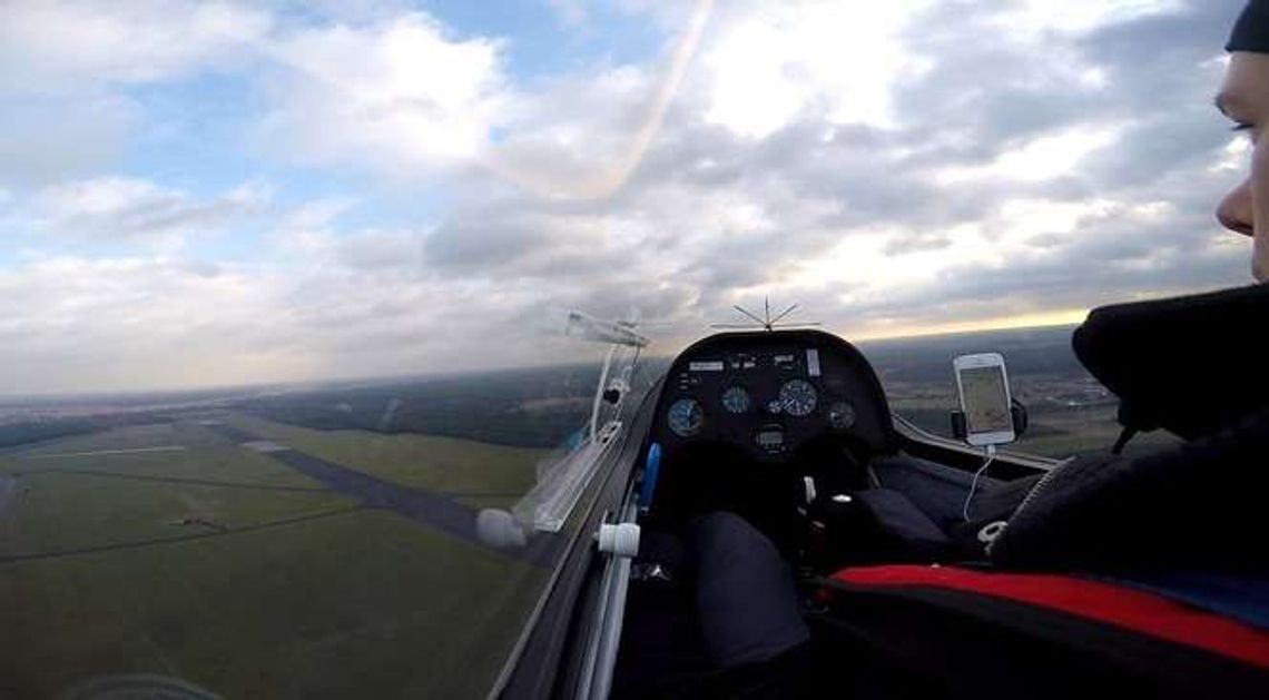 Loty szybowcowe nad Białą Podlaską. Szkolenia od kwietnia Loty szybowcowe nad Białą Podlaską. Szkolenia od kwietnia