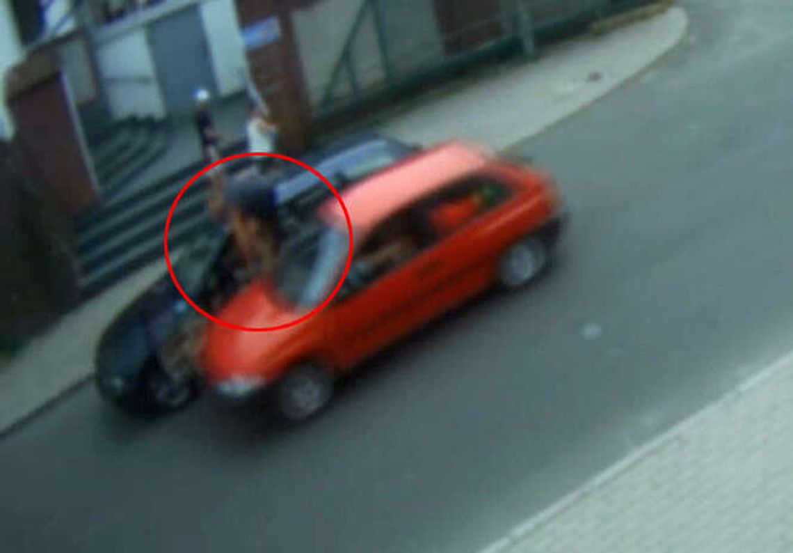 Lubań: Chciał przejechać innego kierowcę (wideo)