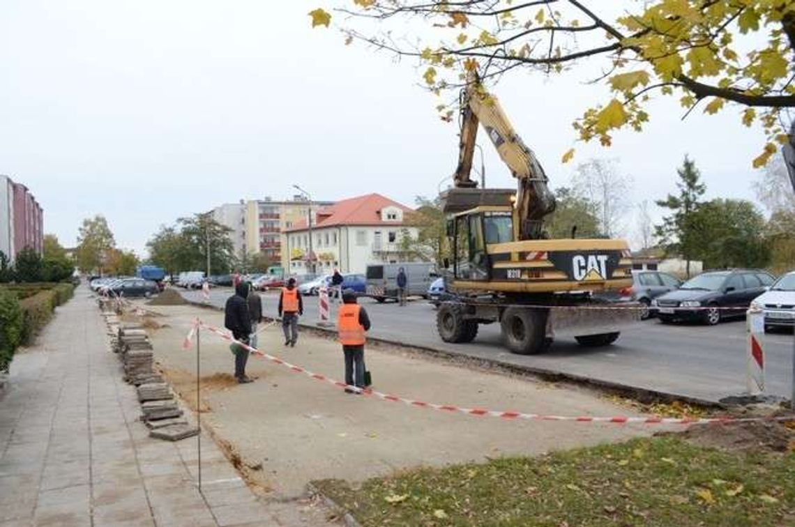 Lubartów: Nowe chodniki i parkingi Lubartów: Nowe chodniki i parkingi