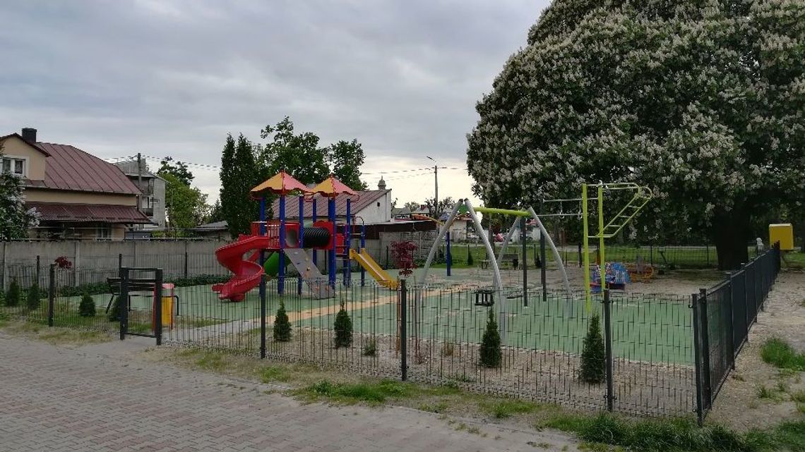 Lubartów: Nowy plac zabaw przy ul. Szaniawskiego już gotowy