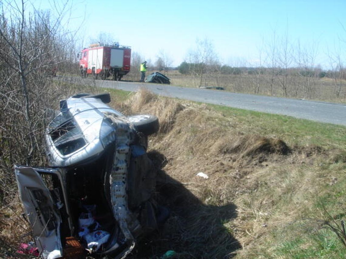 Lubartów: Wypadek pod Nowodworem, kierowca miał ponad 2,5 promila