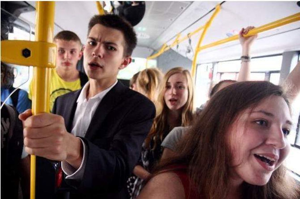 Lubelscy licealiści będą dziś śpiewać w autobusach MPK Lubelscy licealiści będą dziś śpiewać w autobusach MPK