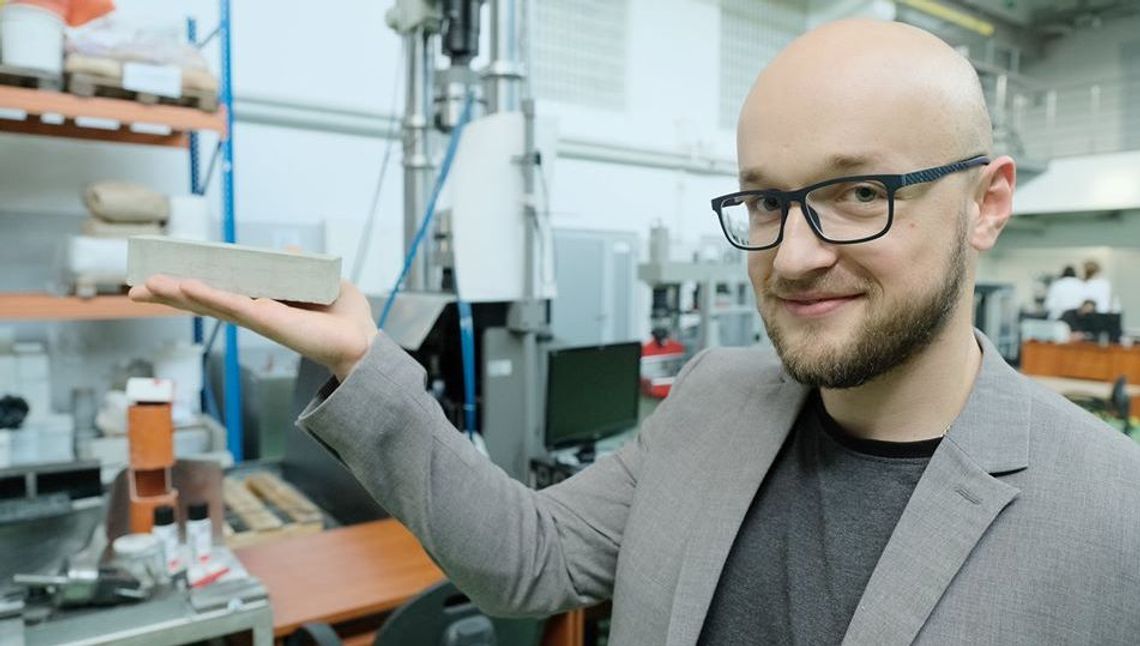 Lubelscy naukowcy dostali stypendia od ministra Jarosława Gowina Lubelscy naukowcy dostali stypendia od ministra Jarosława Gowina