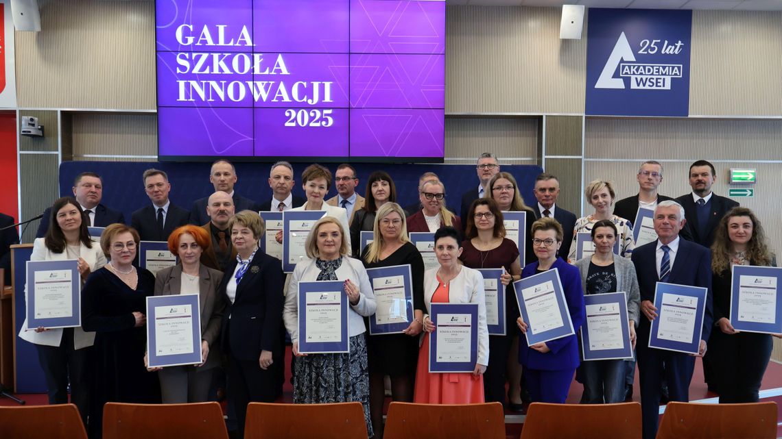 Lubelska Akademia WSEI nagrodziła innowacyjne szkoły Lubelska Akademia WSEI nagrodziła innowacyjne szkoły