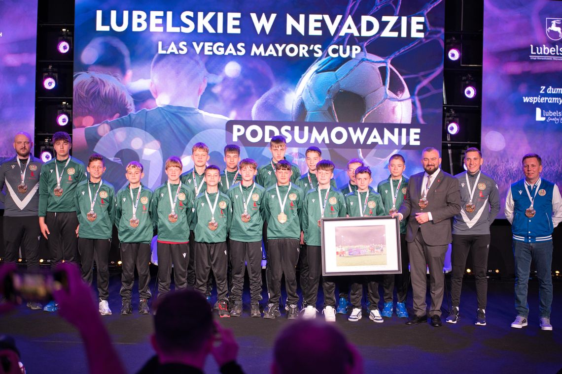 Lubelskie Team U13 na podium w Las Vegas. Wielki sukces młodych piłkarzy