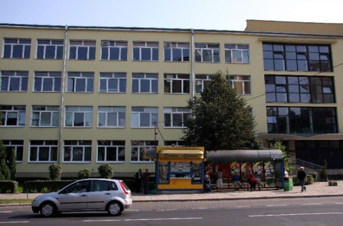 Lubelska Lista Płac: Ile zarabia asystent na politechnice?