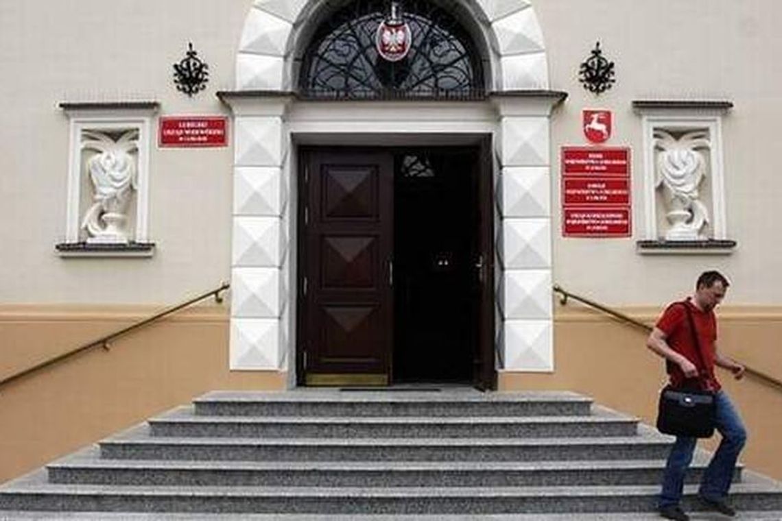 Lubelska Lista Płac: Ile zarabia inspektor w Urzędzie Wojewódzkim?