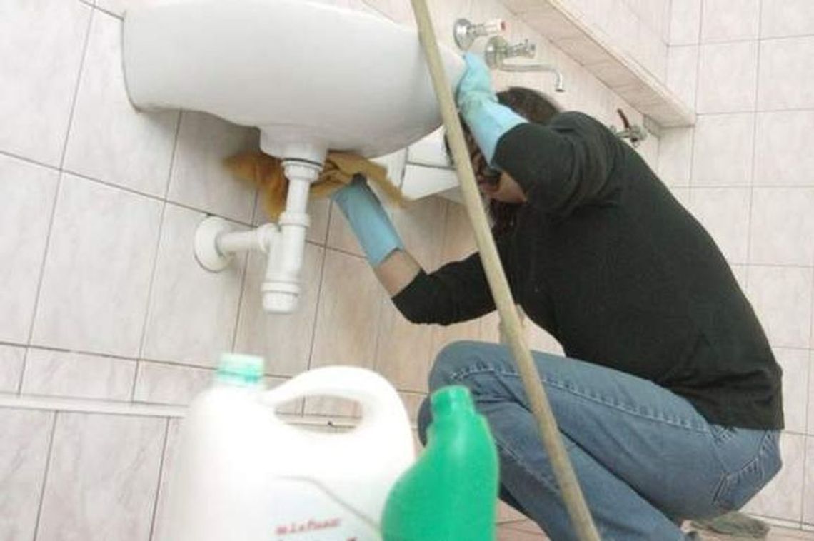 Lubelska Lista Płac: Ile zarabia sprzątaczka, magazynier, windykator?