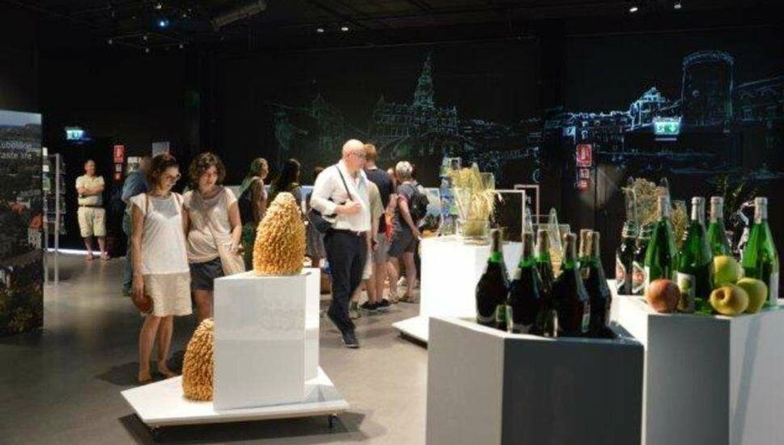 Lubelska pszczoła leci do Dubaju. Wraz z 48-osobową delegacją