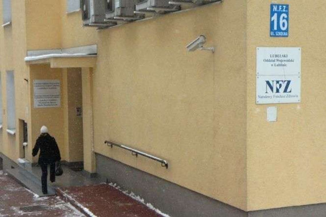 Lubelski NFZ wydał 740 tys. zł na premie dla pracowników Lubelski NFZ wydał 740 tys. zł na premie dla pracowników