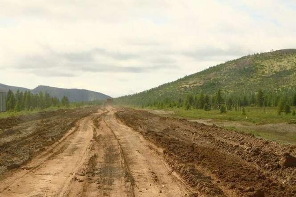 Lubelski podróżnik i jego ekipa w drodze na Magadan Lubelski podróżnik i jego ekipa w drodze na Magadan