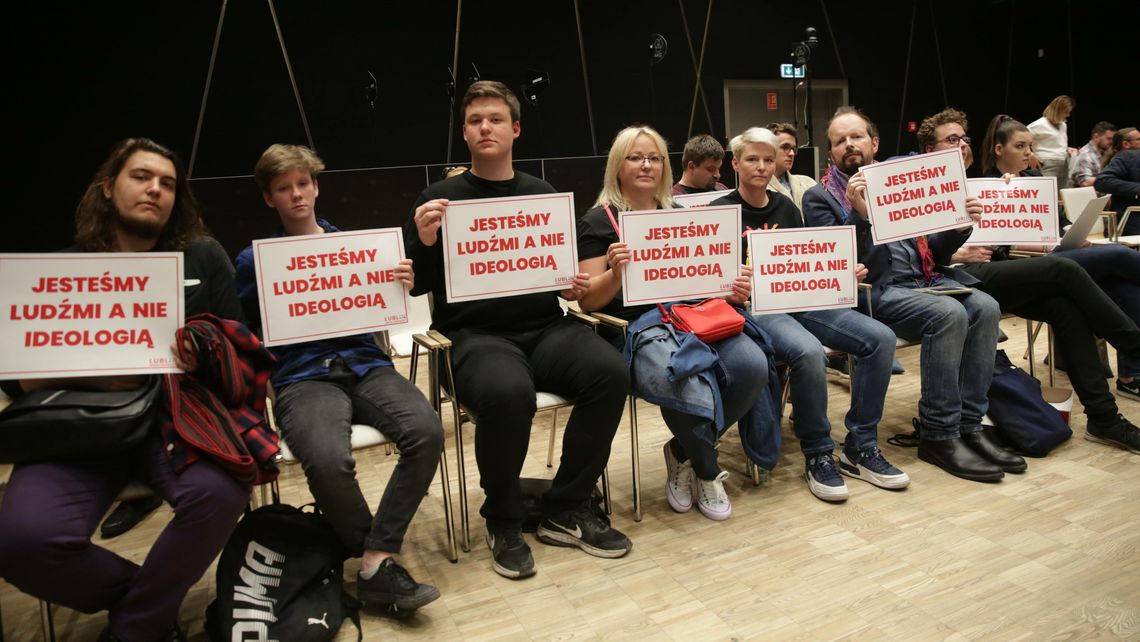 Lubelski sejmik wycofa się z uchwały anty-LGBT? Nawet w PSL "zdania są podzielone"