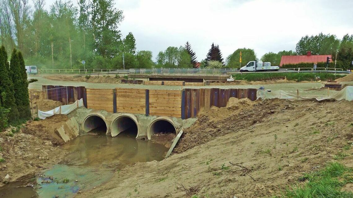 Lubelskie: 10 kilometrów jazdy po wahadłach. Jak długo potrwa remont drogi wojewódzkiej?