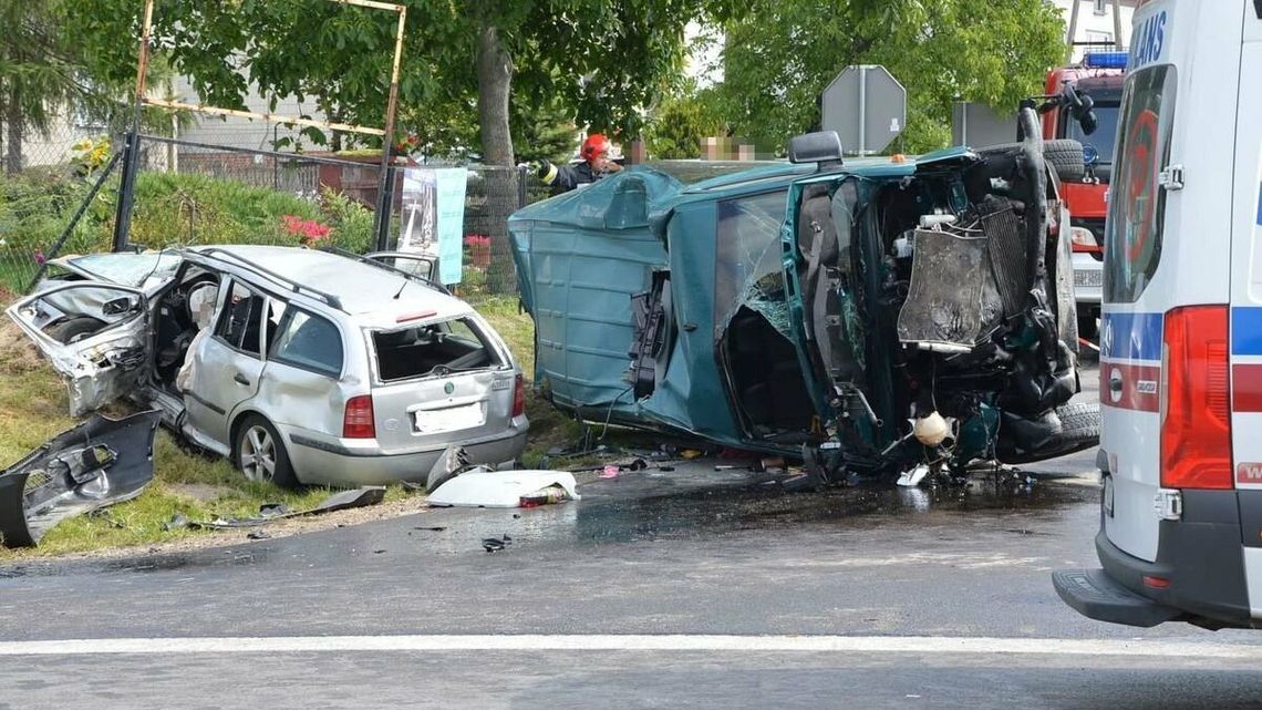 Lubelskie. 11 osób w szpitalu po wypadku na drodze