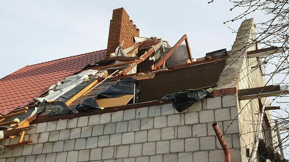 Lubelskie: Aż 26 tys. odbiorców bez prądu. Strażacy też mają pełne ręce roboty