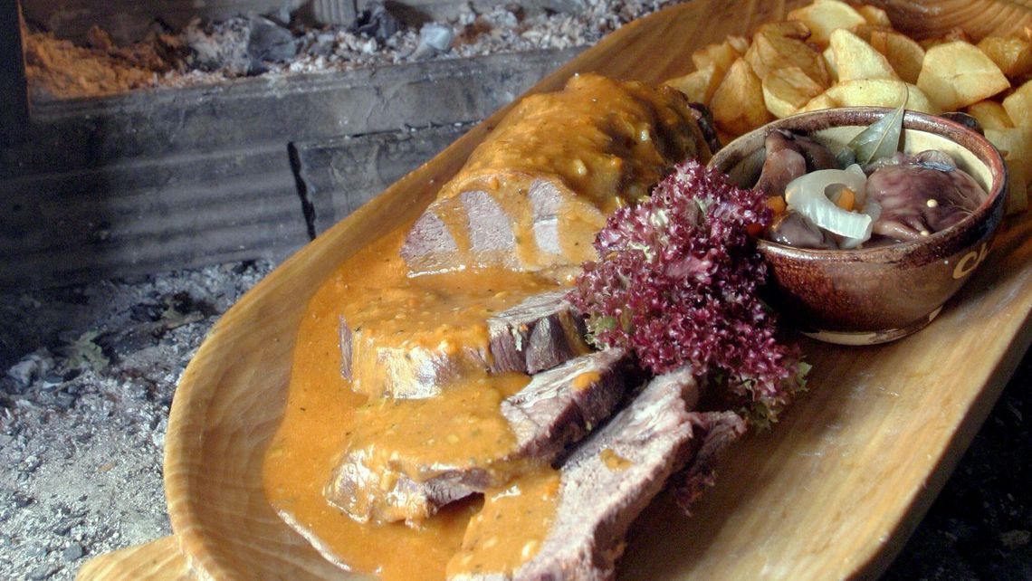 Lubelskie: Boom na dziczyznę, a dzików w lesie brak. "Popyt przewyższa podaż" Lubelskie: Boom na dziczyznę, a dzików w lesie brak. "Popyt przewyższa podaż"