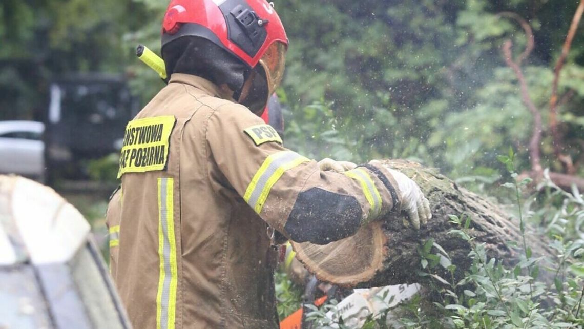 Lubelskie: Burze z gradem i obfitymi opadami deszczu, a do tego gwałtownie wzbierające rzeki