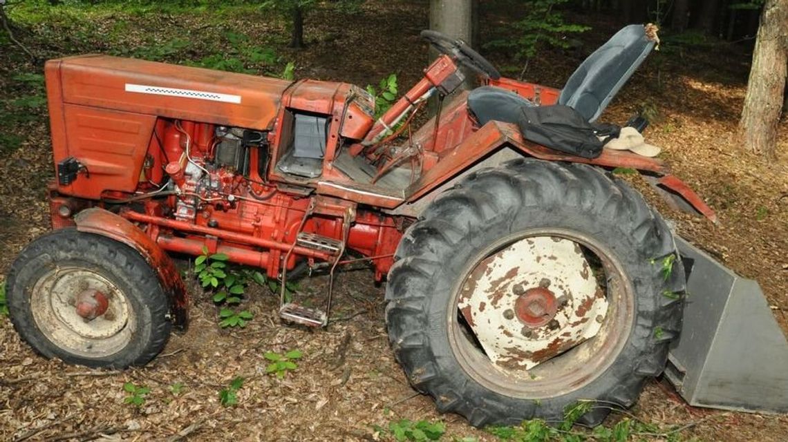 Lubelskie: Ciągnik rolniczy przygniótł mężczyznę. 59-latek zginął na miejscu
