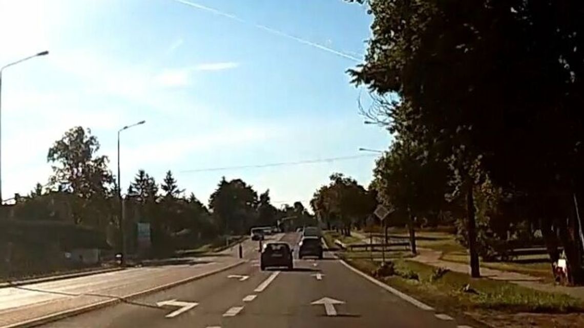 Lubelskie drogi. Skoda i 20 punktów karnych w kilka sekund [nagranie]