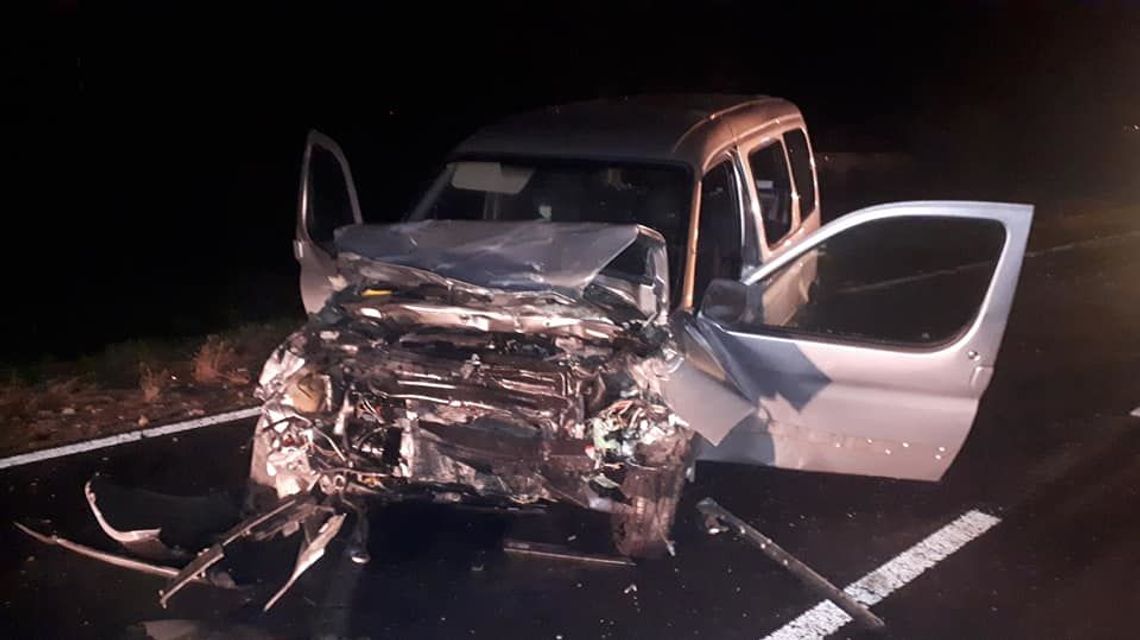 Lubelskie: Dwie osoby zginęły w wypadku. Czołowe zderzenie samochodów