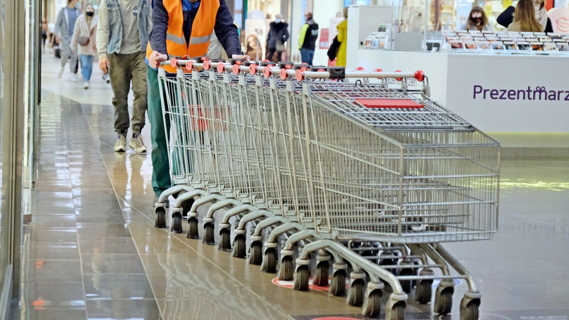 Lubelskie. Jutro w sklepach staną specjalne koszyki. To prośba o pomoc Lubelskie. Jutro w sklepach staną specjalne koszyki. To prośba o pomoc