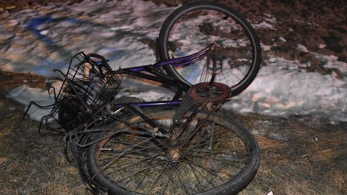 Lubelskie: Kierowca ciężarówki potrącił rowerzystę. Ten jechał bez świateł
