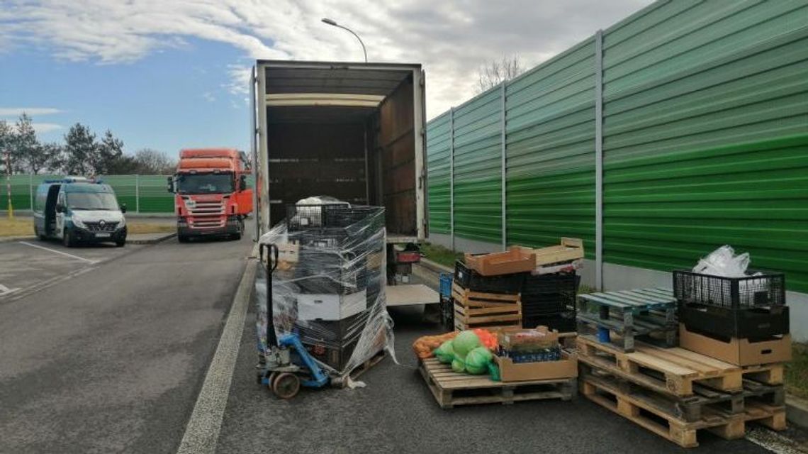 Lubelskie: Laweta z ładunkiem ważyła niemal dwa razy więcej, niż powinna. Kontrole WITD