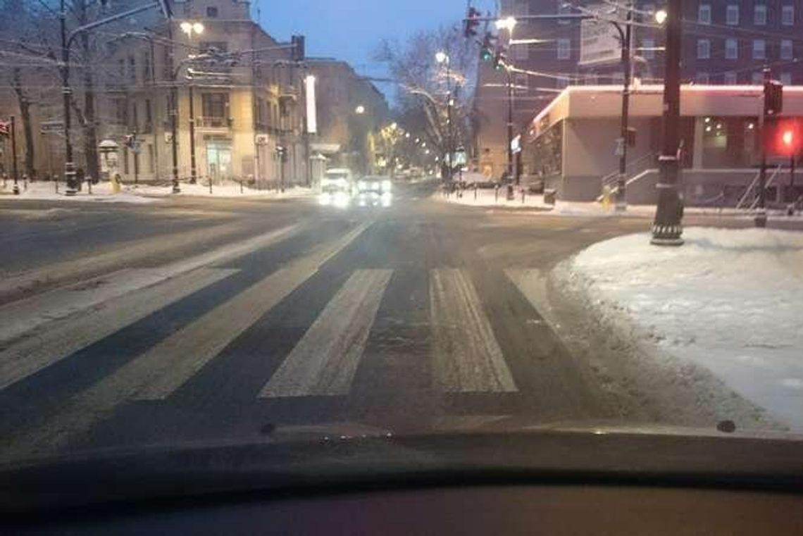Lubelskie: Lepsze warunki na drogach, ale wciąż ślisko. 84 kolizje w ciągu ostatniej doby