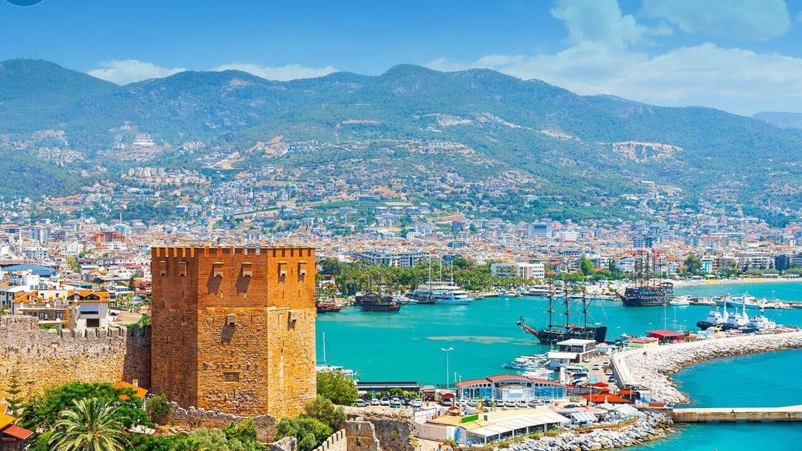 Lubelskie lotnisko już zapowiada wakacyjne loty 2024. Ten kierunek jest bardzo  popularny 