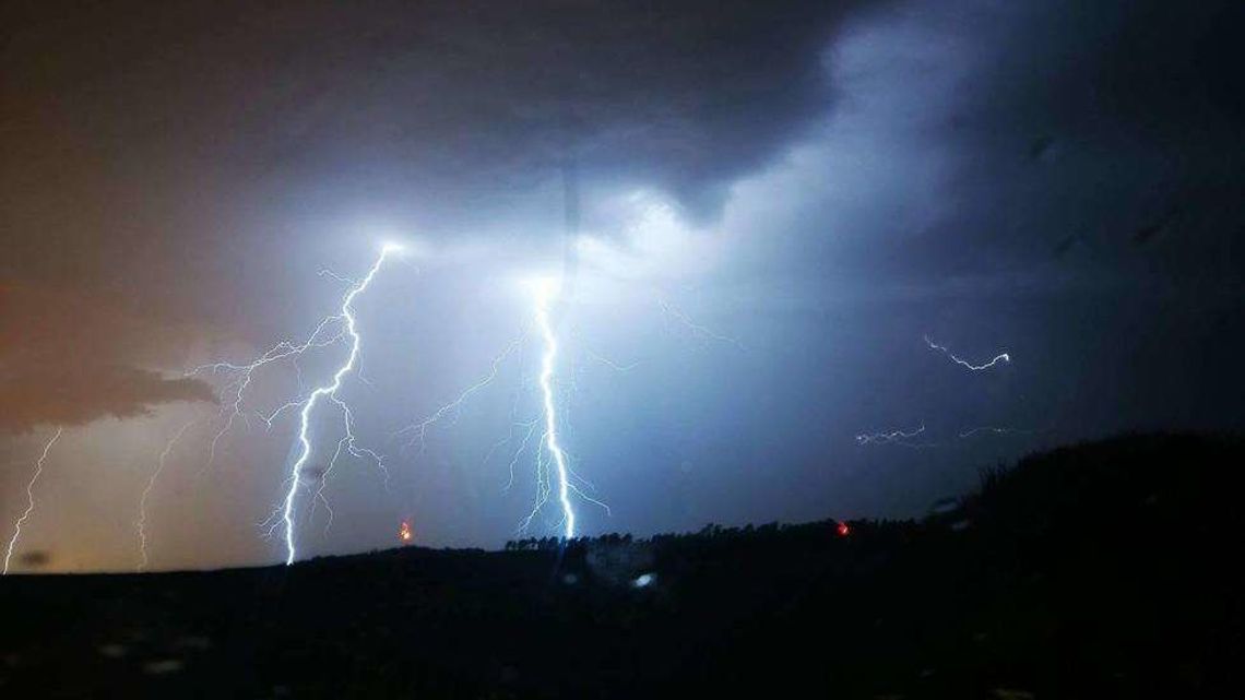 Lubelskie: Meteorolodzy ostrzegają przez burzami z gradem 