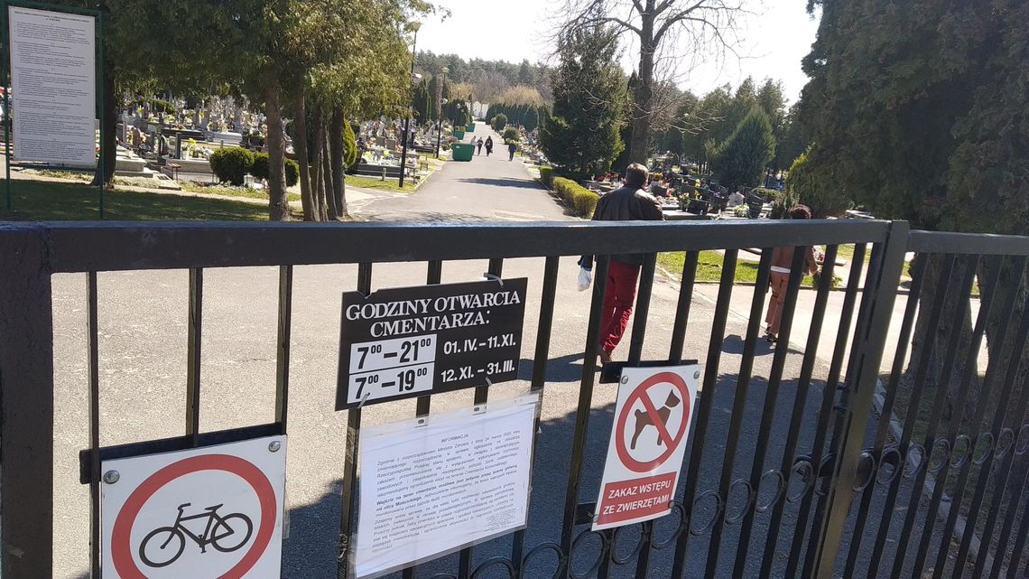 Lubelskie: Mimo zakazów, na tym cmentarzu będzie możliwość złożenia wieńców na grobach bliskich Lubelskie: Mimo zakazów, na tym cmentarzu będzie możliwość złożenia wieńców na grobach bliskich