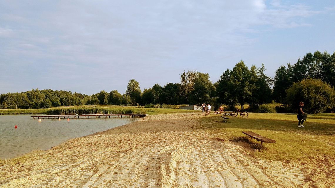 Lubelskie. Można pływać w Stawie. Woda nadaje się do kąpieli Lubelskie. Można pływać w Stawie. Woda nadaje się do kąpieli