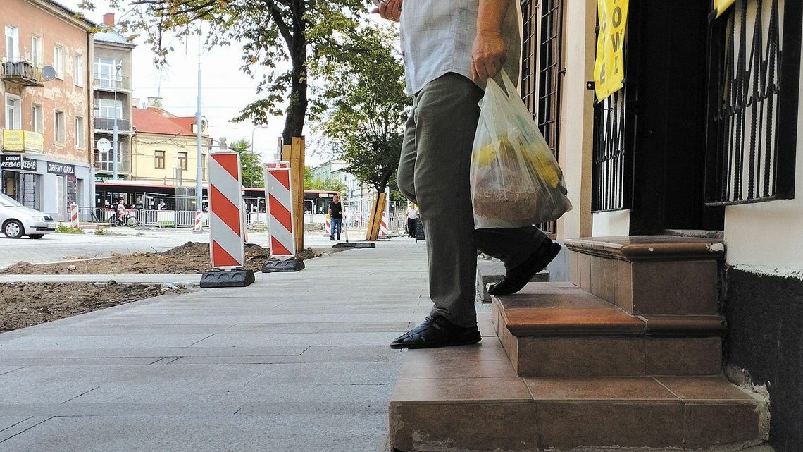 Lubelskie "nie da się" w praktyce. Schodki bez podjazdów Lubelskie "nie da się" w praktyce. Schodki bez podjazdów