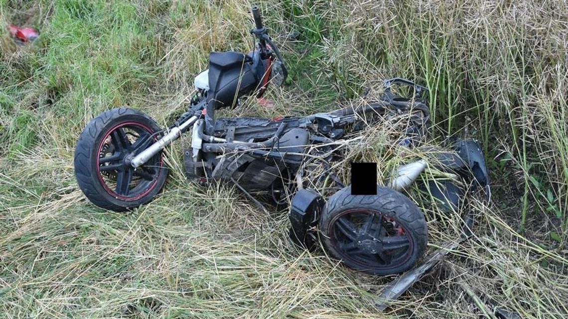 Lubelskie. Nie żyje 16-latek. Motorowerem wjechał pod koła samochodu 