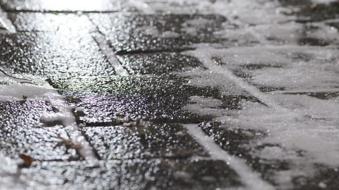 Lubelskie: Opady marznące oraz śliskie drogi i chodniki. Prognoza pogody na najbliższe dni