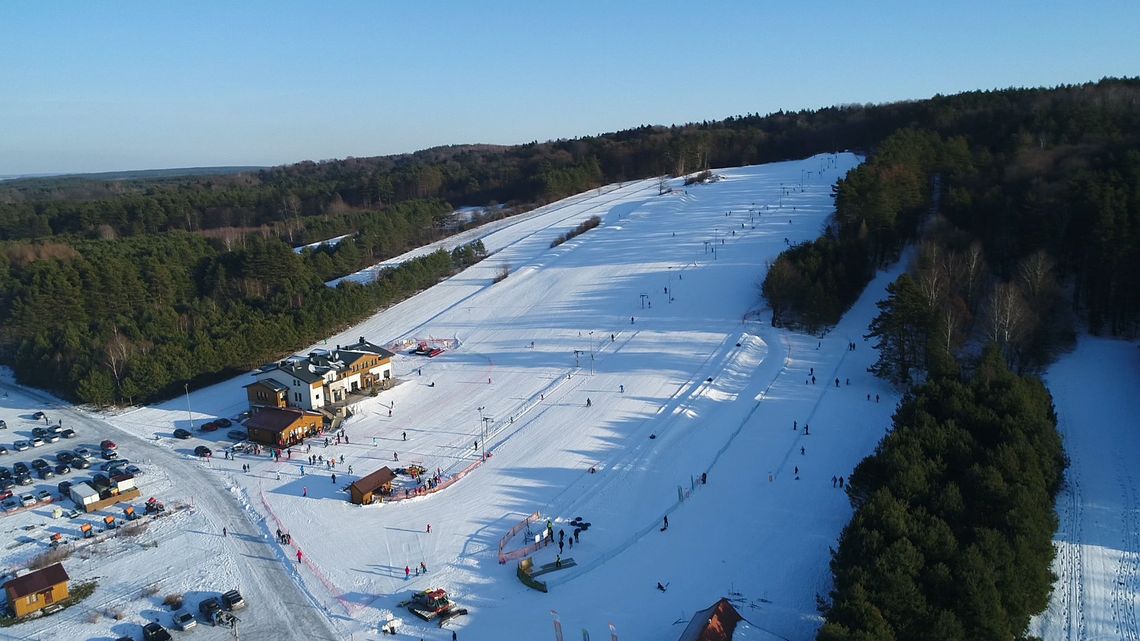 Lubelskie. Ośrodki narciarskie uruchomiły wyciągi. "Wszyscy długo na to czekaliśmy"