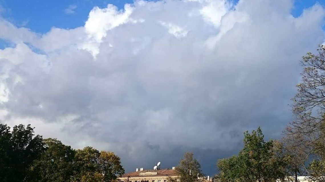 Lubelskie: Ostrzeżenie przed burzami z gradem