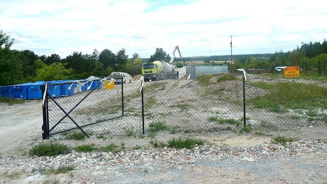 Lubelskie: Paradoks. Inni nie mogą się tu budować, a on jeden dostał pozwolenie Lubelskie: Paradoks. Inni nie mogą się tu budować, a on jeden dostał pozwolenie