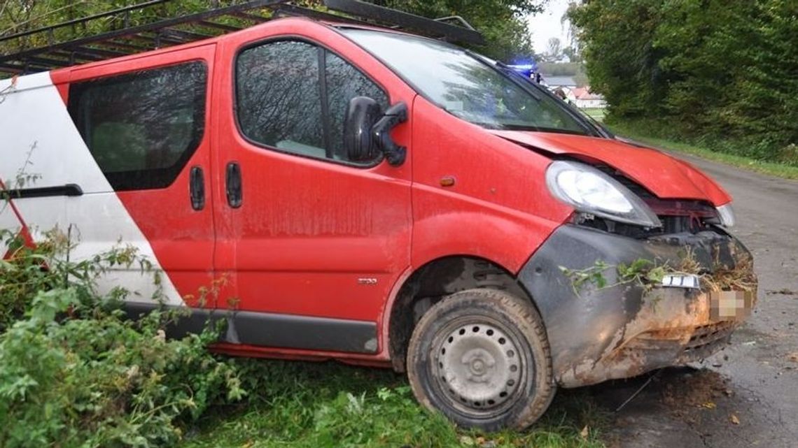 Lubelskie: Pijany kierowca busa potrącił nastolatka. Chłopak nie żyje