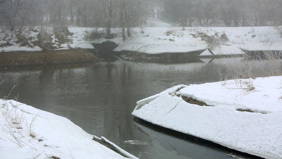 Lubelskie: Po nagłej odwilży woda szybko się podniesie. Będą monitorować dwie rzeki Lubelskie: Po nagłej odwilży woda szybko się podniesie. Będą monitorować dwie rzeki