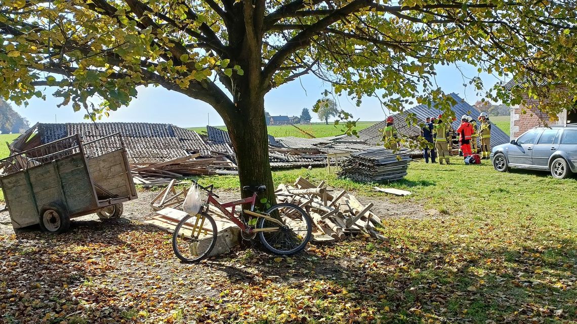 Lubelskie. Pracowali przy rozbiórce stodoły. Doszło do tragedii Lubelskie. Pracowali przy rozbiórce stodoły. Doszło do tragedii