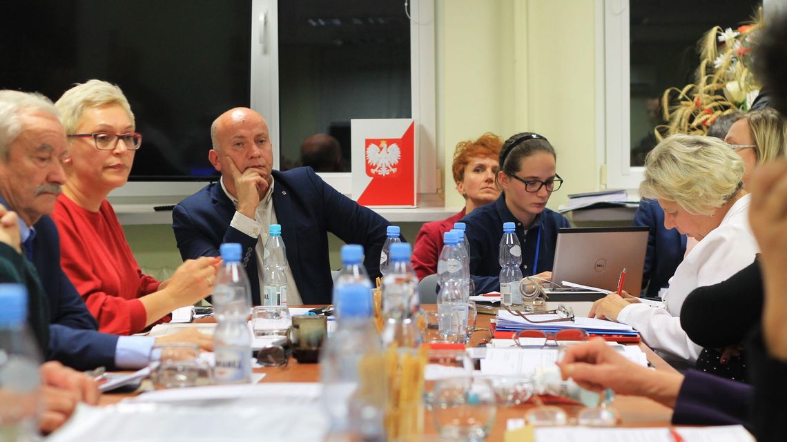 Lubelskie. Radni znowu to zrobili, a pół roku temu dostali podwyżki